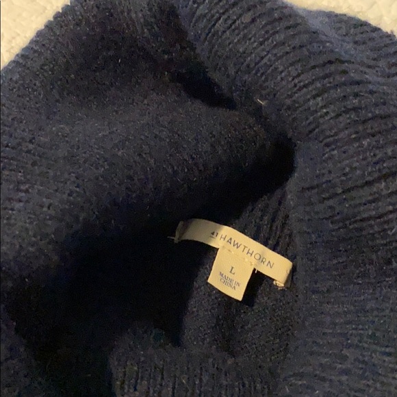 Sweater - Picture 2 of 2